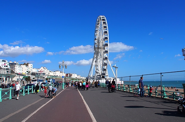 Reino Unido: Becas para Pregrado y Postgrado en Varios Temas University of Brighton 