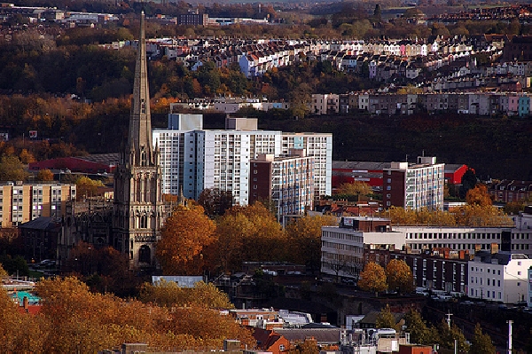 Reino Unido: Becas para Maestrías en la Universidad de Bristol, varias áreas de Estudio  