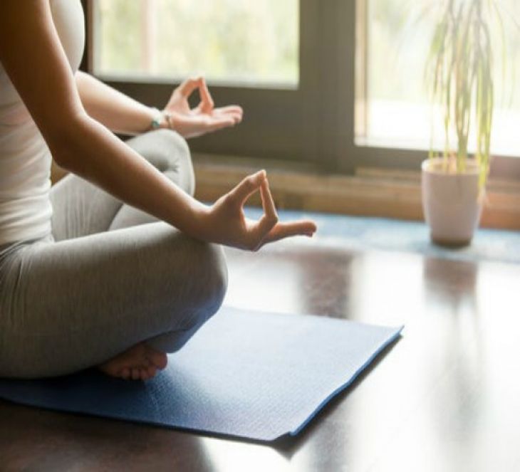 Evita el Jetlag con Ejercicios de Yoga