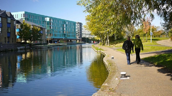 Reino Unido: Becas para Postgrado en Varios Temas Queen Mary University of London 