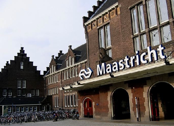 Holanda: Becas para Maestría en Varios Temas Maastricht University