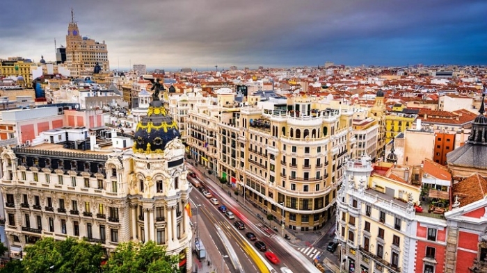 España: Becas  Maestría en Servicios Financieros ESADE 