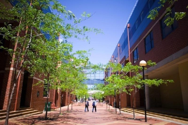 Australia: Becas de Intercambio en Varios Temas Swinburne University of Technology