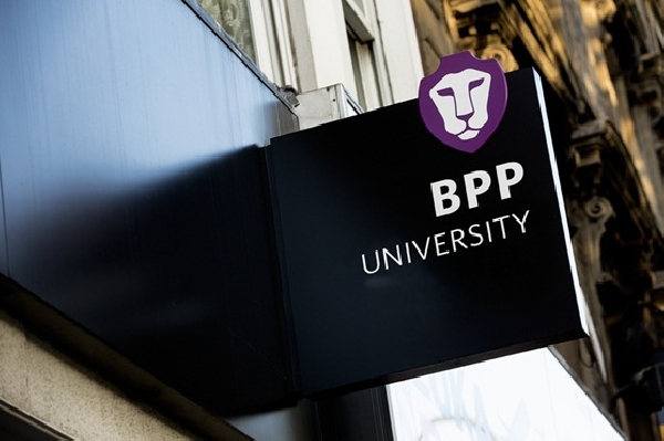 Reino Unido: Becas para Pregrado en Idiomas BPP University