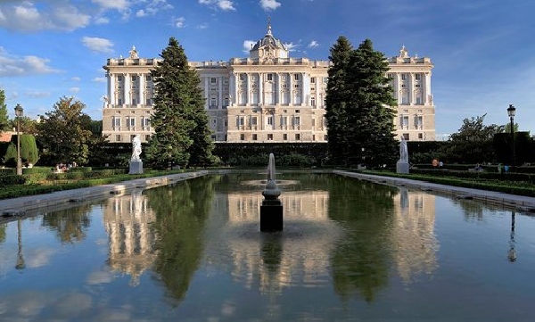 España: Becas para Maestría en Banca y Finanzas CIFF Business School